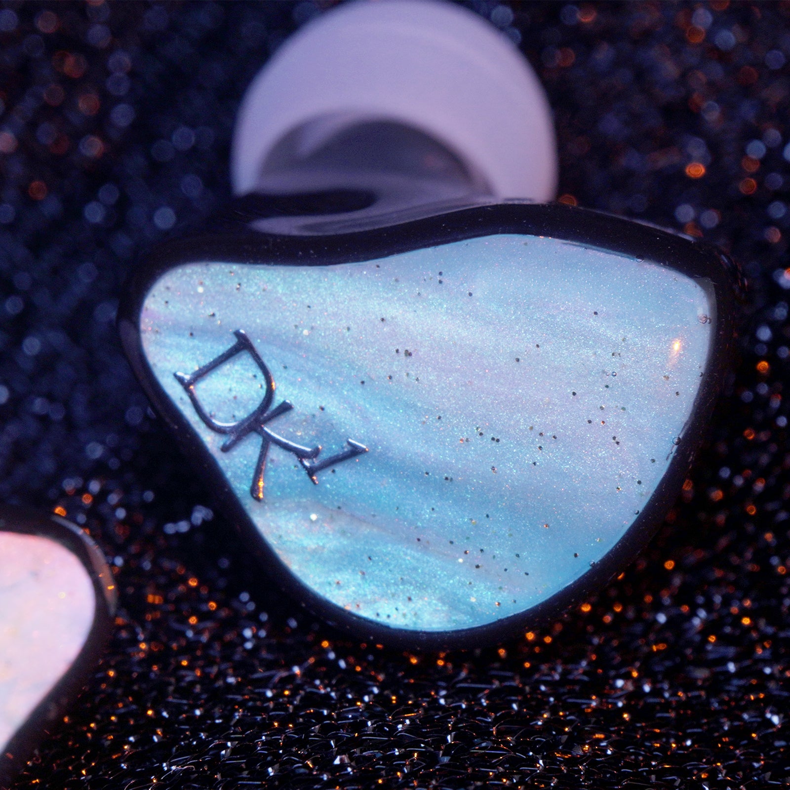 「Rockxxee DK1 翠星」一体感、見通し、所有感。DK1翠星が届ける新しいシングルダイナミック体験